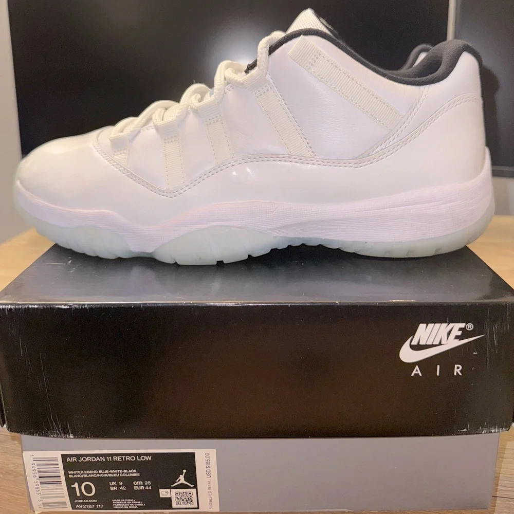 Air Jordan 11 Low Colombia - Picture 2 of 4